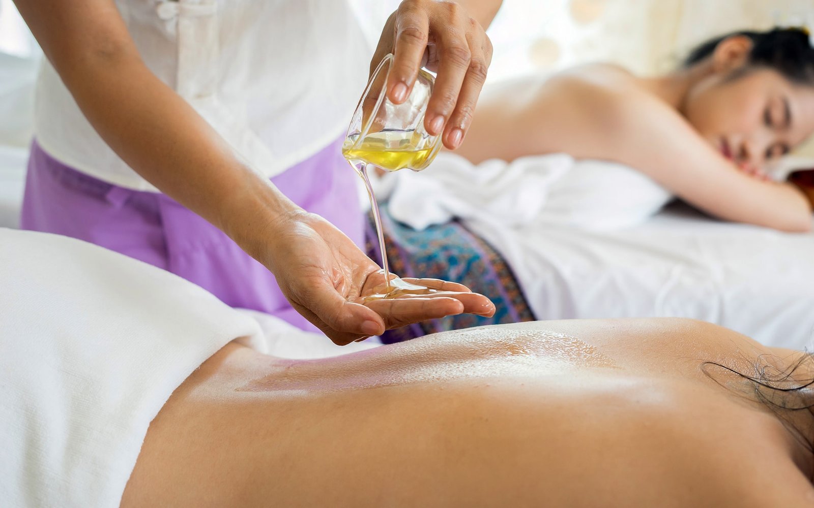 Oil Massage in Nungambakkam Chennai